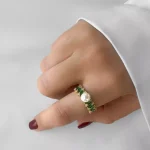 انگشتر نگين زمرد با مرواريد